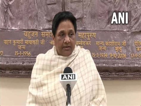 Mayawati comes out in support of Azam Khan