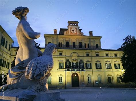 Palazzo Ducale Nel Giardino Ducale Di Parma Stock Photo Adobe Stock