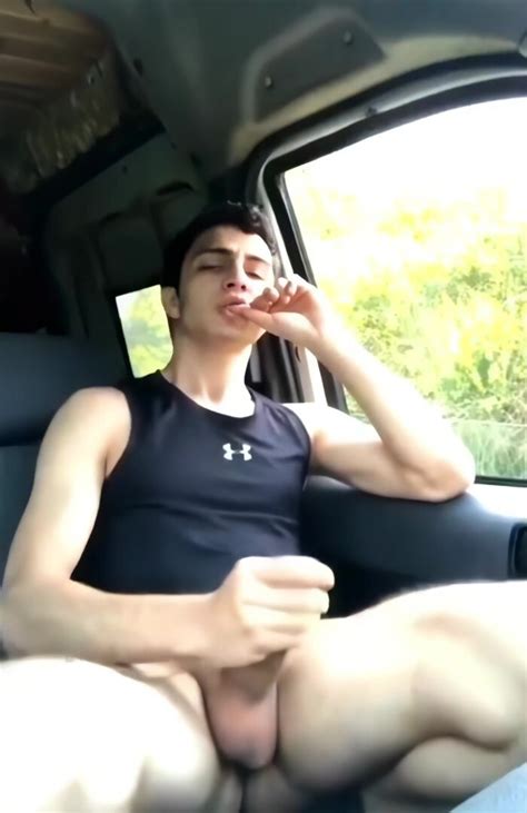 Horny Guy Jerks Off In His Car ThisVid