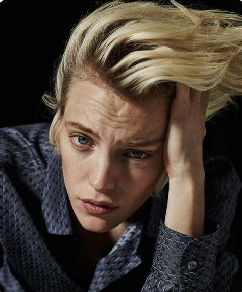 E R I K A L I N D E R On Instagram Erikalinder Richiephoenix