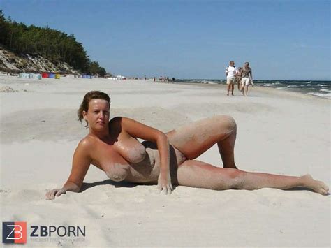 Na Praia De Nudismo Zb Porn