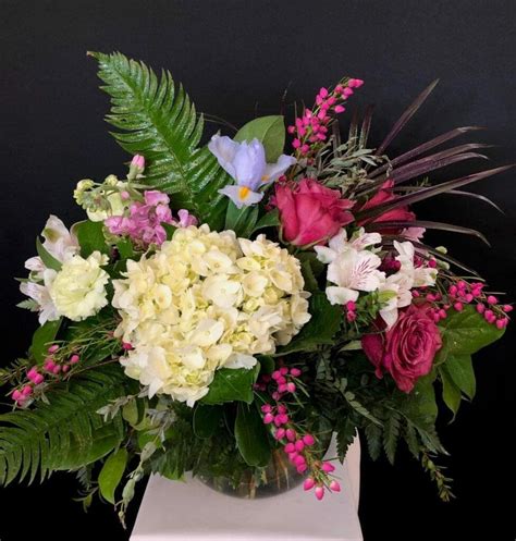 15 Best Florists for Flower Delivery in St. Louis, MO - Petal Republic