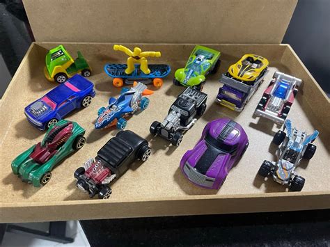 Carrinhos Hot Wheels E Maisto Carrinho De Beb Hot Wheels Usado Enjoei