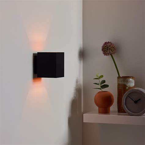 L Mpara De Pared Bidireccional Cubo Leek Negra Serlux