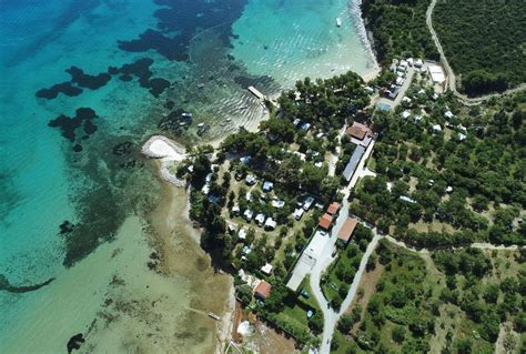 Mobile Homes Naturist Camping Fkk Sovinje Island Pasman Tkon Croatia Season Deals From €221