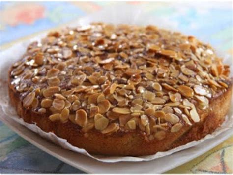 G Teau Moelleux Aux Amandes Et Au Miel Recette Ptitchef