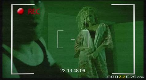 Side Fuck Scene With Tempting Aruba Jasmine MAX PORN