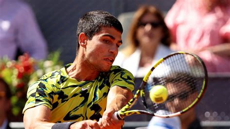 Carlos Alcaraz barrió a Borna Coric y es el primer finalista del