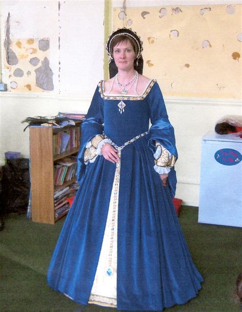 Tudor Talks – Comments from Pupils - Julia Renaissance Costumes