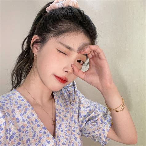 Hot Girl Trung Qu C N I L N V C Ngo I H Nh Gi Ng Iu Vibe Xinh P Khi N D N M Ng Chao O