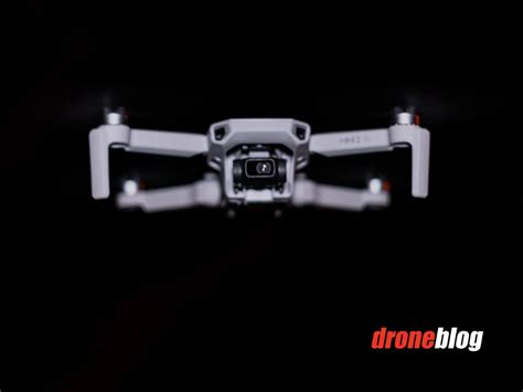 Can You Fly the DJI Mini 2 SE at Night? (Explained for Beginners) - Droneblog