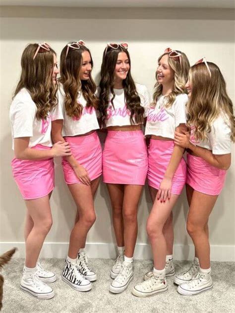 24 Group Halloween Costume Ideas That Are Seriously Good