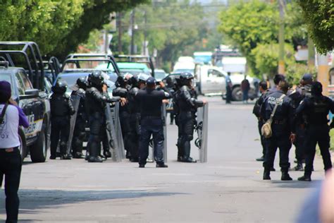 Despliegan elementos de la policía para resguardar consejos municipales