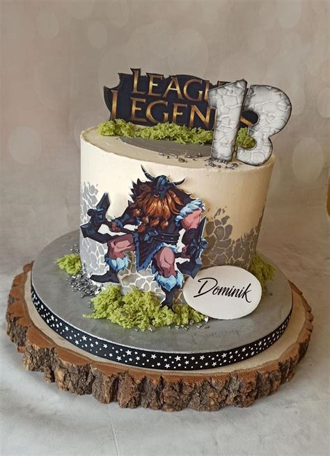 League Legends Cake Decorated Cake By Jitkap Cakesdecor