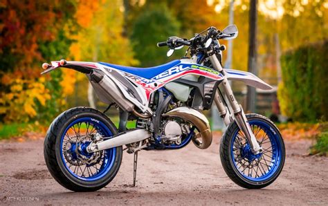 Sherco SE R 125 Sixdays KATSO Huippuvarusteet Kahdet Vanteet Vaihto