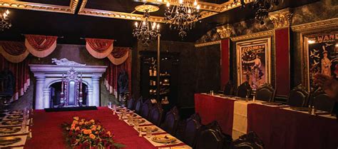 Dinner Theater & Magic Show | Mystique Dining | Gardner Village