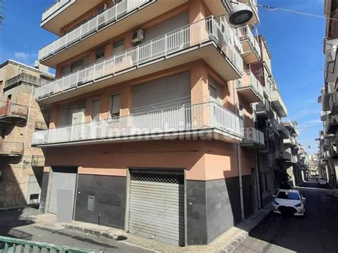 Vendita Appartamento Lentini Quadrilocale In Via Dei Profughi Buono