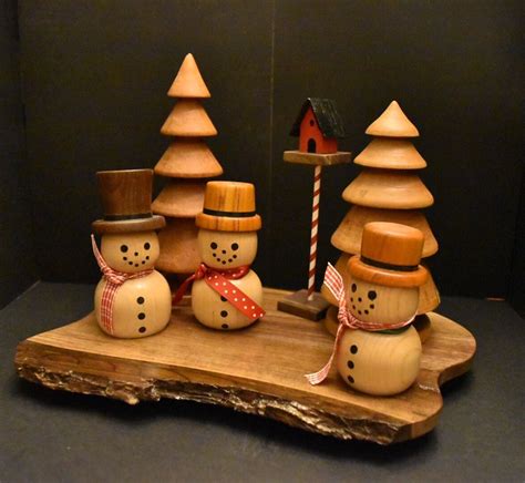 Rustic Wooden Snowmen Christmas Decor