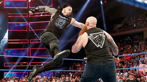 Roman Reigns Rowan Had All Roman Reigns Superman Punch Hd Wallpaper