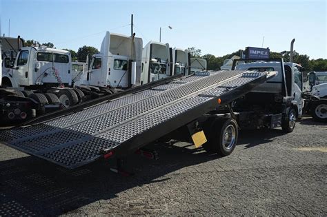 2022 Isuzu Nrr Single Axle Rollback Tow Truck 210hp 6 Speed Automatic For Sale 77 244 Miles