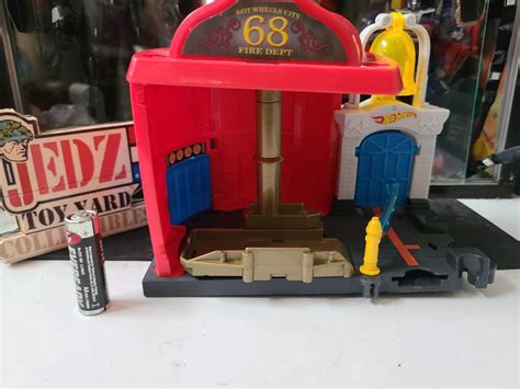 Hot Wheels City Downtown Fire Station Spinout Playset Car 2018 On Carousell