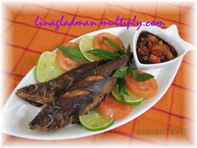 Ikan goreng sambal kecap | Simply Delish...