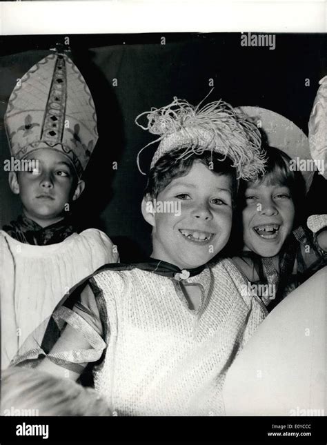 Viscount Linley Fotos Und Bildmaterial In Hoher Auflösung Alamy