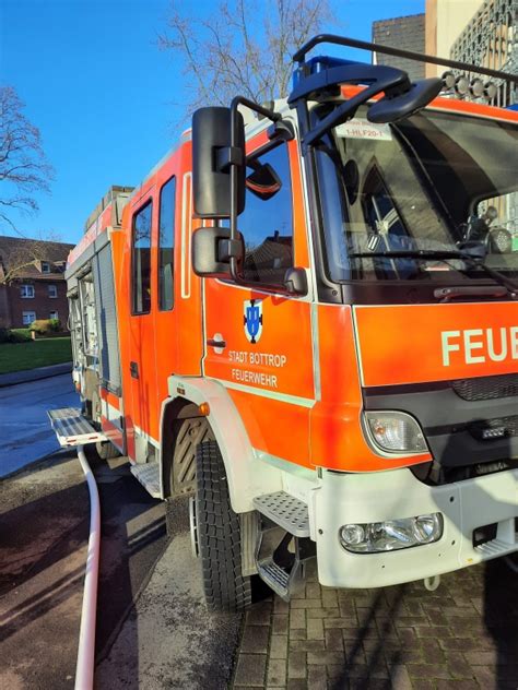 Bewohnerin L Scht Enstehungsbrand Einsatzbericht Bottrop