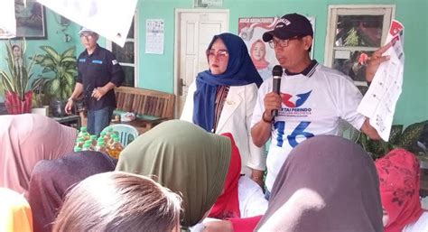 Caleg Perindo Gelar Bazar Minyak Goreng Murah Dan Sosialisasikan Pemilu