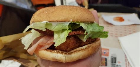 Tendercrisp Chicken Burger At Burger King Halal Tag Singapore