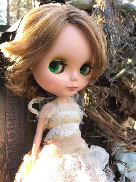 Nude French Trench Takara Blythe