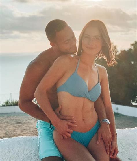 Hot Sexy Lafee Bikini Pics