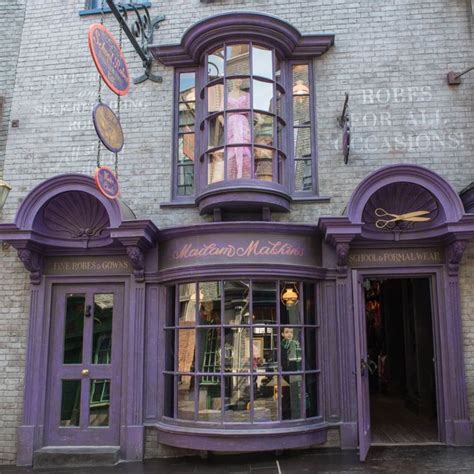 Madam Malkin S Robes For All Occasions In Diagon Alley Universal