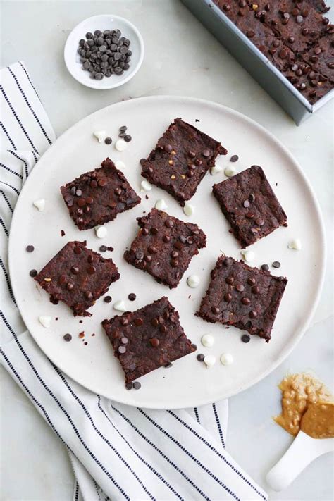 Easy Vegan Sweet Potato Brownies It S A Veg World After All