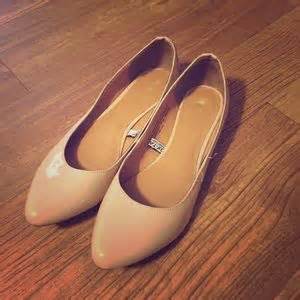 75 Off Ferca 81 Shoes Ballet Flats Metallic Gold Nude Color Leather