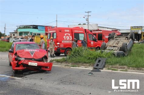 Rj 106 Capotamento De Veículo Deixa Uma Pessoa Ferida Em São José Do