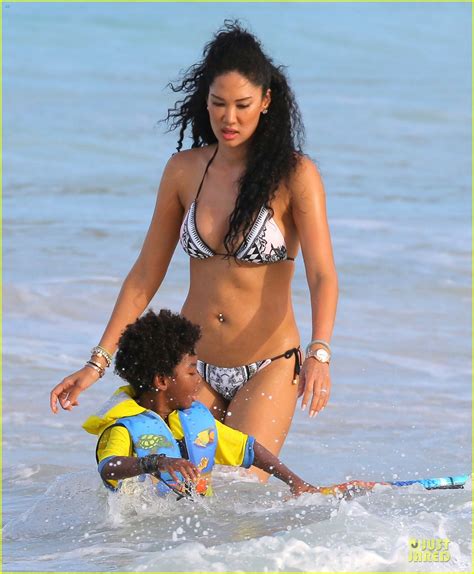 Kimora Lee Simmons Sexy Bikini Mama In St Barts Photo 3017756