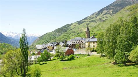 10 Pueblos De Los Pirineos Que Tienes Que Visitar Una Vez En La Vida De La Capital Del Val D