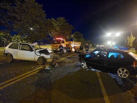 Motorista De Guarapuava Se Envolve Em Acidente Na Pr E Abandona