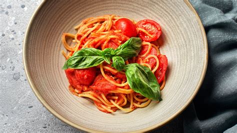 Spaghettata Di Mezzanotte Ecco 15 Ricette Facili E Veloci La Cucina