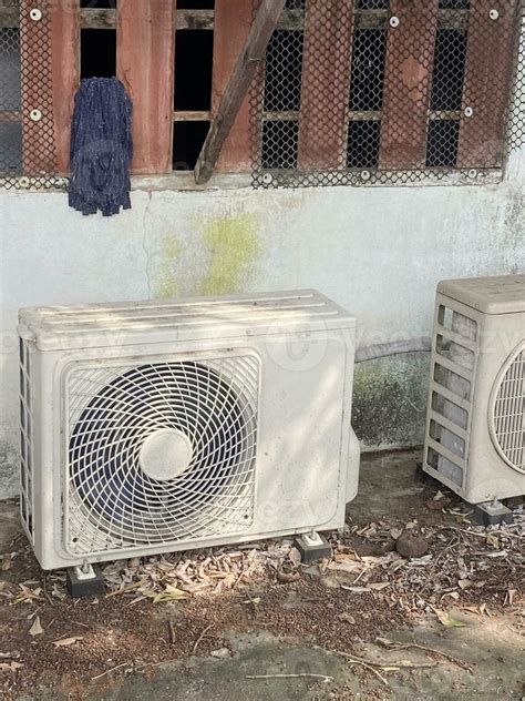 A Closeup Shot Of The Old Air Conditioning Unit In Thailand 32478345