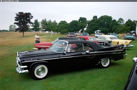 1957 Dodge Custom Royal - Information and photos - MOMENTcar