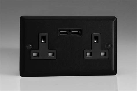 Varilight Urban Matt Black 2 Gang 13a Unswitched Socket 2x5v Dc 2100ma Usb Charging Ports