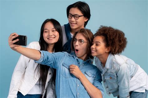 Alasan Mengapa Influencer Marketing Efektif Untuk Menarik Gen Z