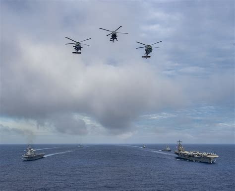 U S Navy On Twitter Usnavy Photos Of The Day Ussronaldreagan