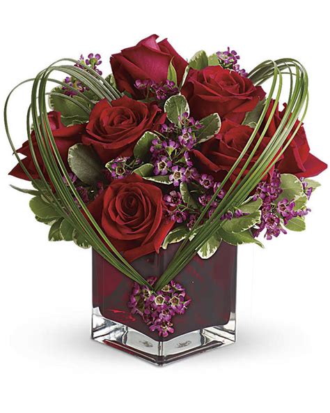 Telefloras Sweet Thoughts Bouquet With Red Roses A3561 Flower