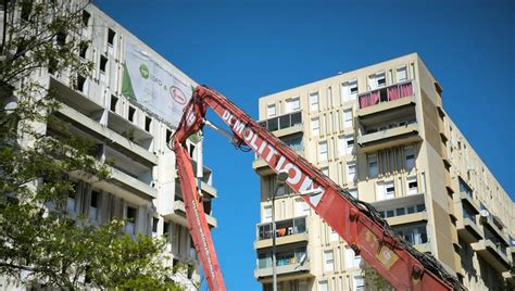 Démarrage du chantier de démolition à Notre Dame Des Marins à Martigues