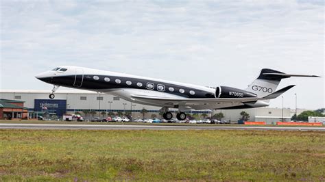 Gulfstream Flies First Fully Outfitted G700 Elite Wings