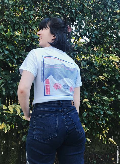 Slight Sounds ASMR Nude OnlyFans Leaks Fappening Page FappeningBook