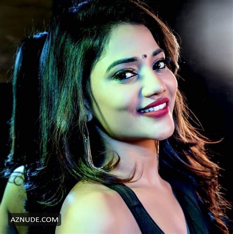 Ruks Khandagale Hot Sexy Pics Collection AZNude